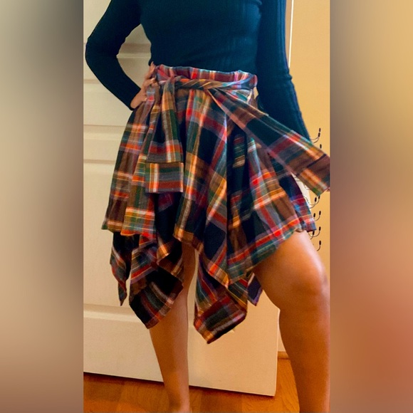 Plaid Mini Skirt - Picture 6 of 6